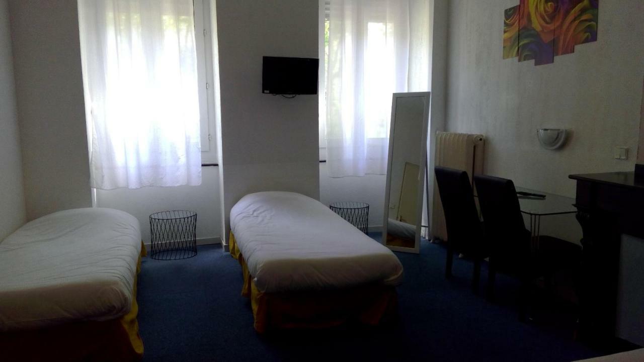 Hotel Central Каркассон Экстерьер фото